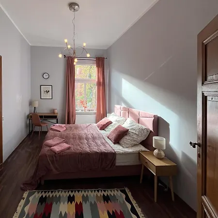 Apartament Sowińskiego 12 Premium *